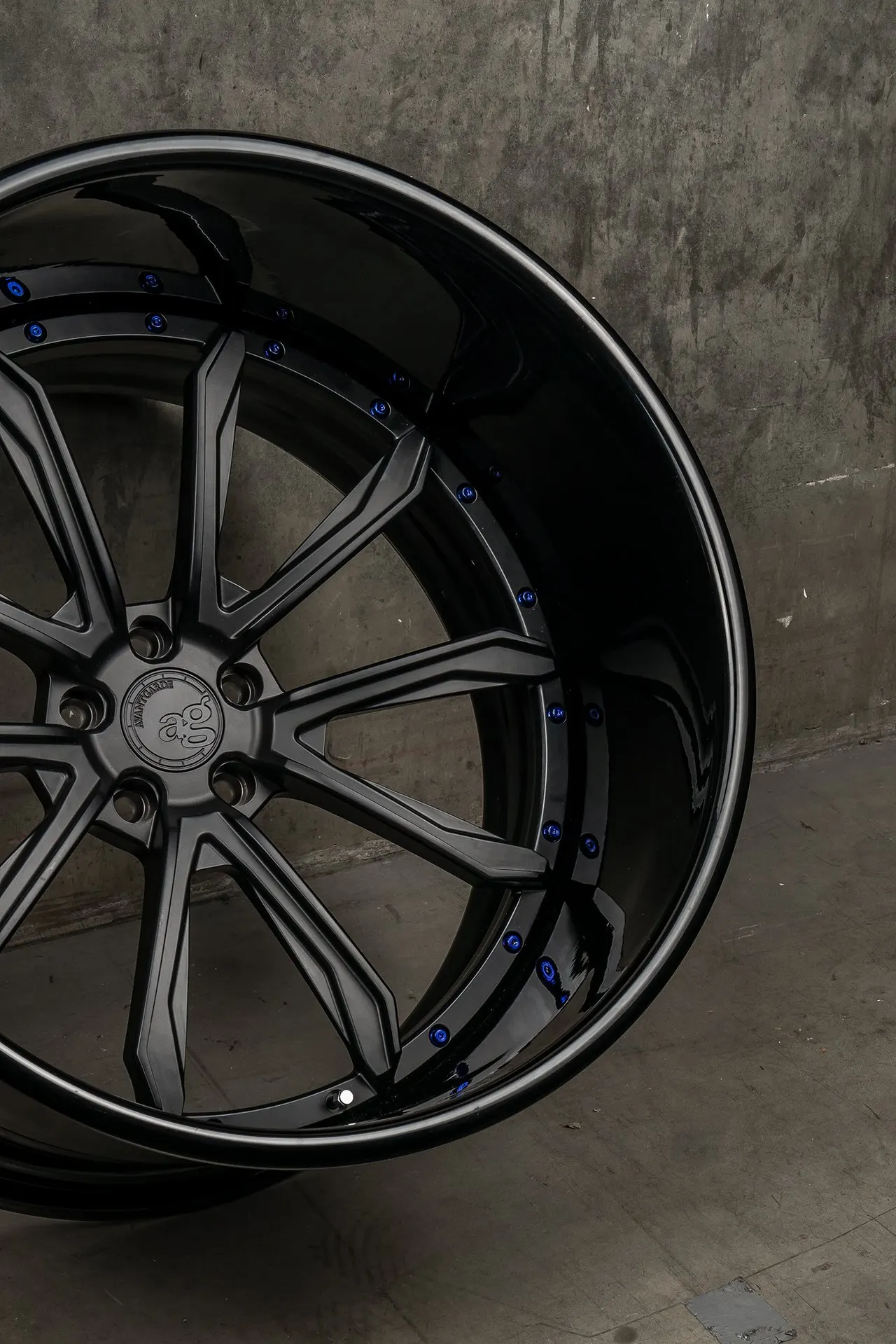 SR7 — Multi-Piece Forged